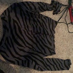 long sleeve zebra shirt